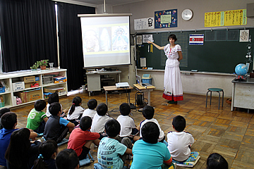 斗利出小学校