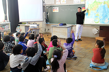 斗利出小学校