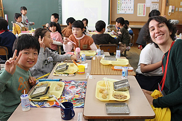 真鍋小学校